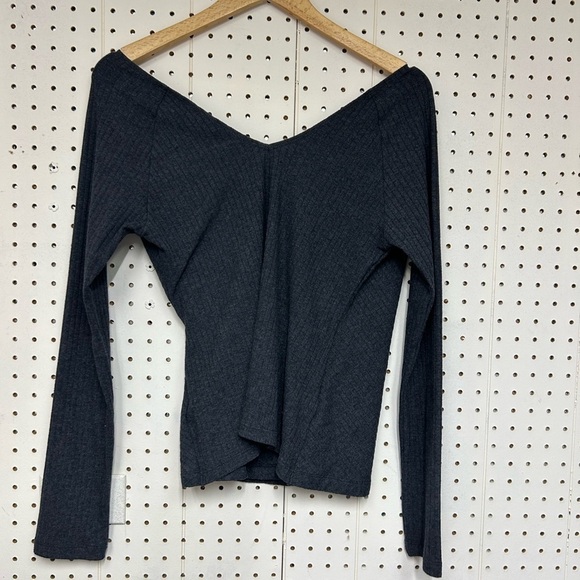 - Maeve By Anthropologie Gray Ribbed Long Sleeve Top - Picture 6 of 6